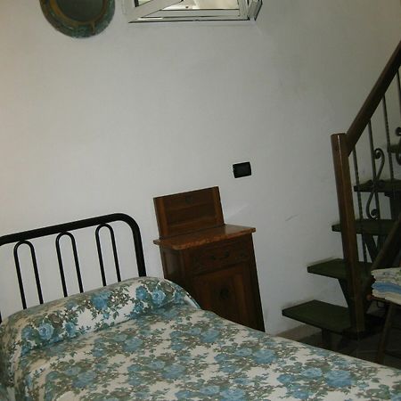 Camere La Torre ヴェルナッツァ エクステリア 写真